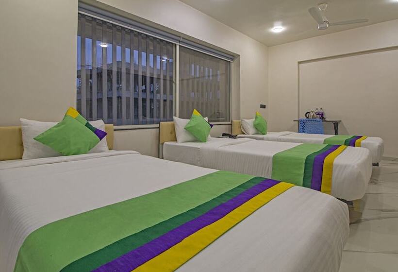 호텔 Treebo Atithi Comforts Inn