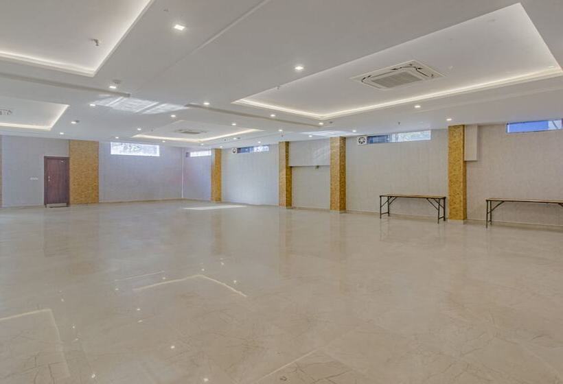 호텔 Sunrise Retreat Homestay Agra Near Taj Mahal