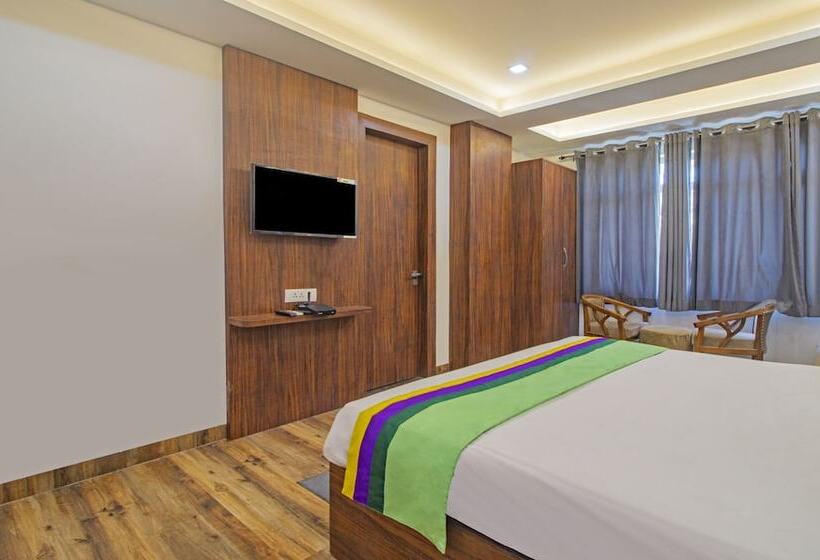 호텔 Sunrise Retreat Homestay Agra Near Taj Mahal