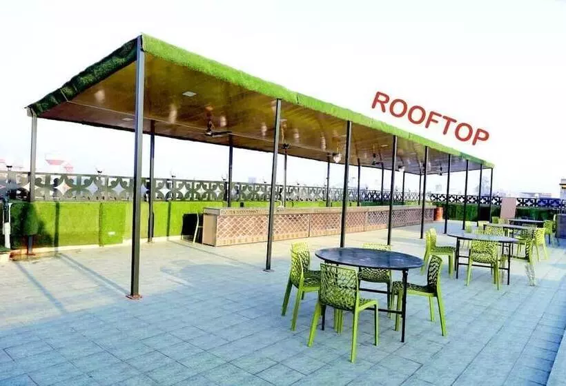 Hotelli Tulsi Garden   Near Prem Mandir Vrindavan