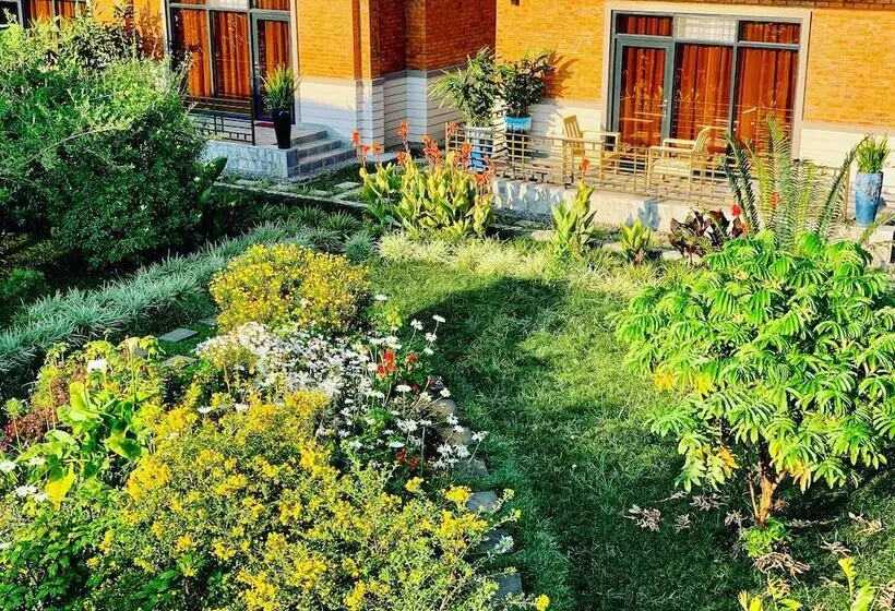 هتل Virunga Inn Resort & Spa