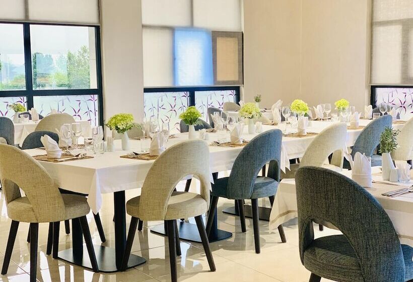 هتل Virunga Inn Resort & Spa