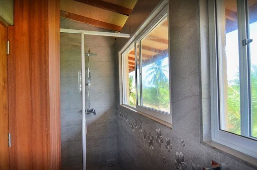 Hotel Wave Beach Resort