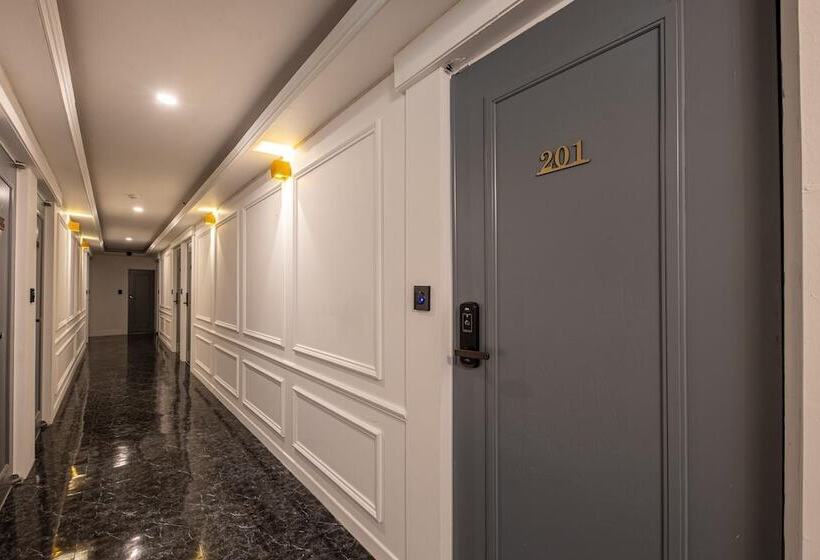 מוטל Cheongju Yongam Sloth