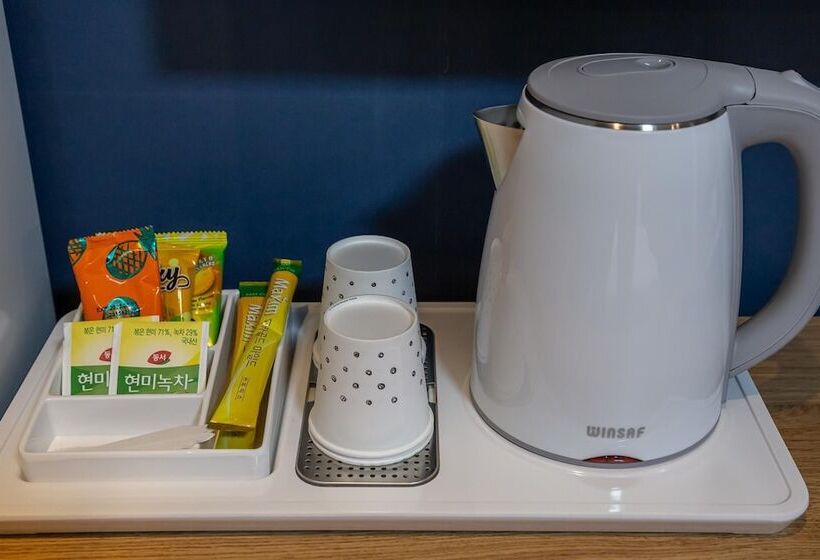 מוטל Cheongju Yongam Sloth