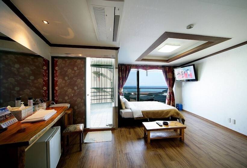 מוטל Gangneung Gyeongpodae Daedeokosutel