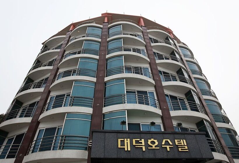 מוטל Gangneung Gyeongpodae Daedeokosutel