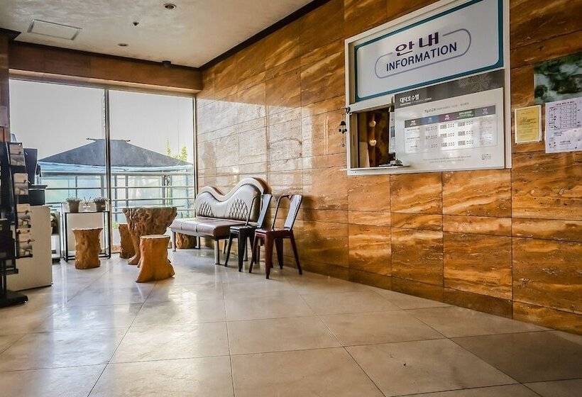 מוטל Gangneung Gyeongpodae Daedeokosutel