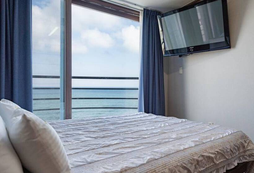 מוטל Gangneung Gyeongpodae Daedeokosutel