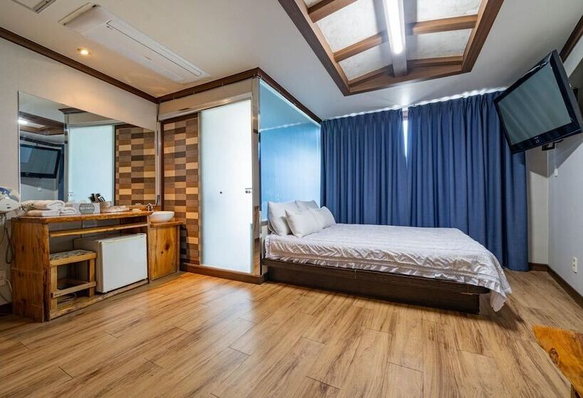 מוטל Gangneung Gyeongpodae Daedeokosutel