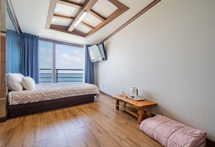 מוטל Gangneung Gyeongpodae Daedeokosutel