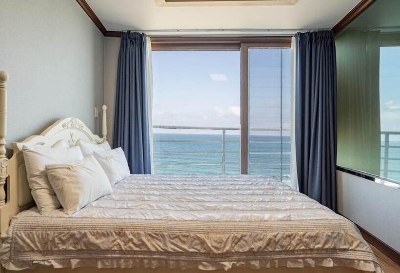 מוטל Gangneung Gyeongpodae Daedeokosutel