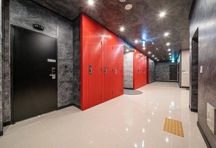 فندق على الطريق Hwaseong Hotel And You