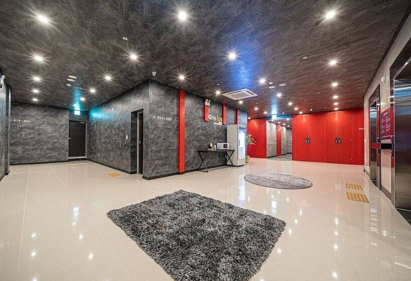 فندق على الطريق Hwaseong Hotel And You