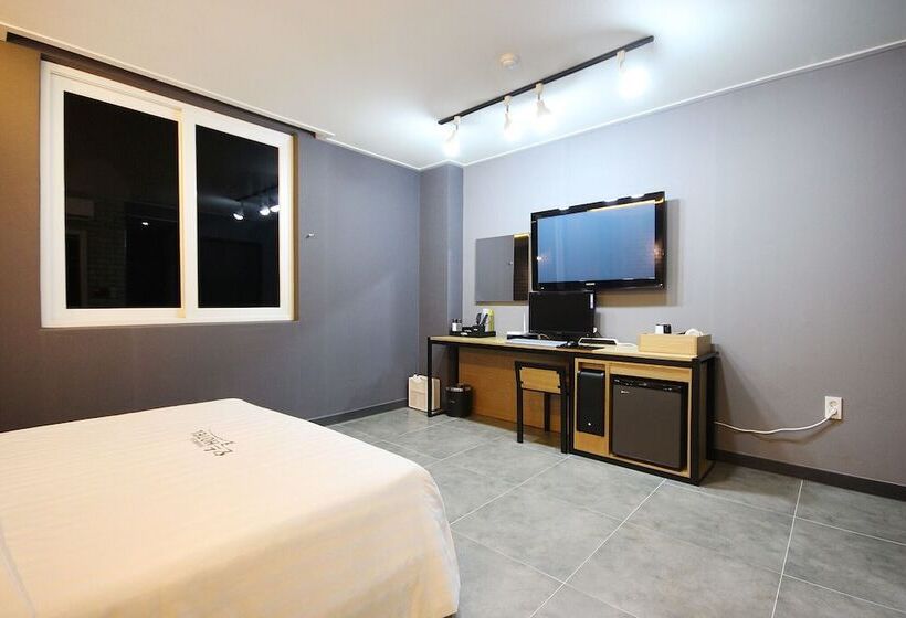 Motel Muan Namak Oneul