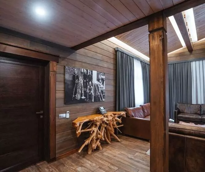 リゾートホテル Le Chalet By Amirsoy