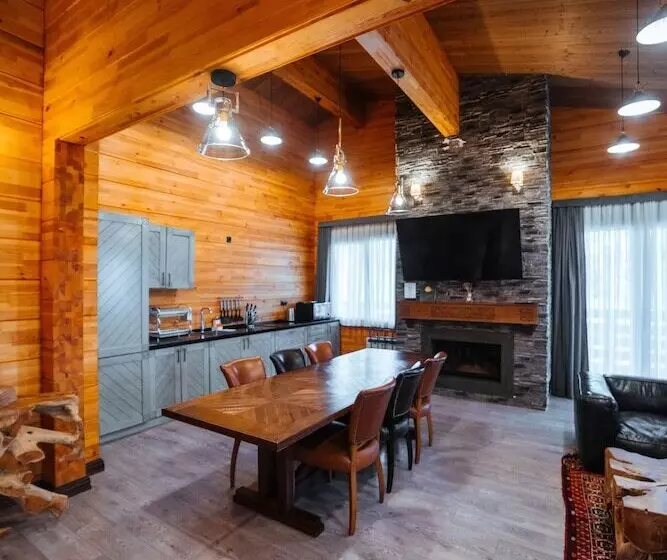 リゾートホテル Le Chalet By Amirsoy