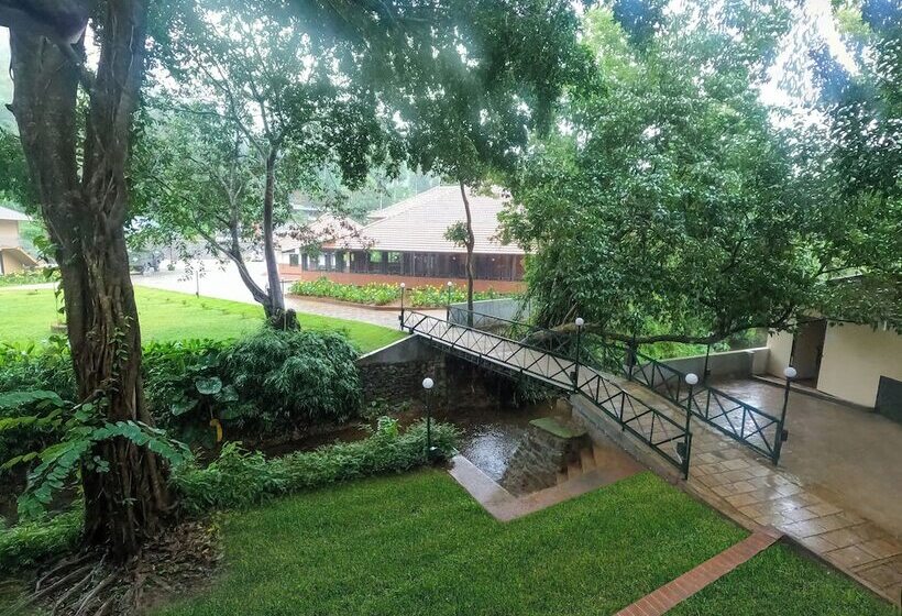 리조트 Sterling Vythiri Wayanad