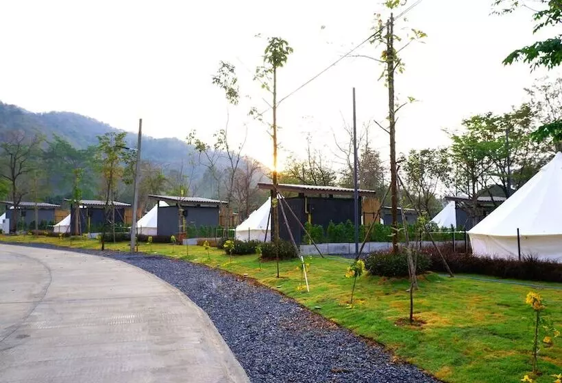 Lomakeskus The Wild Khao Yai   Glamping