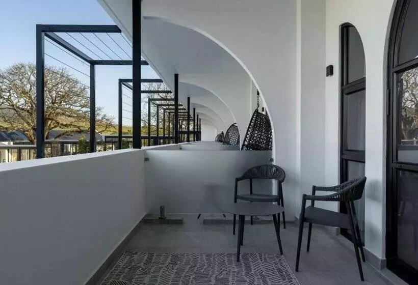 The Hazendal Hotel And Homestead