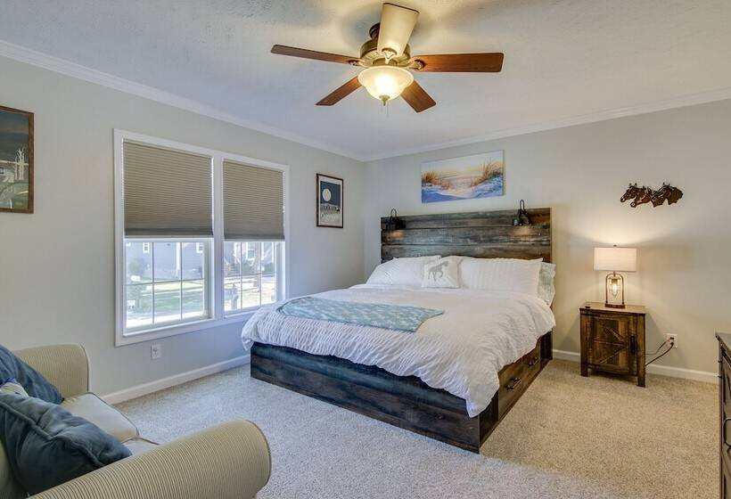 Beach Bay Pony Place W/ Ponies: 1 Mi To Water!