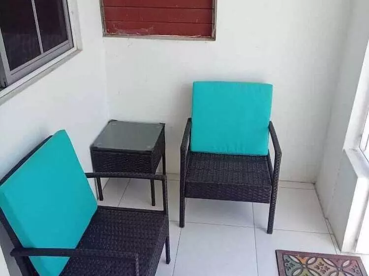 تختخواب و صبحانه Harmony Vybz Apartment