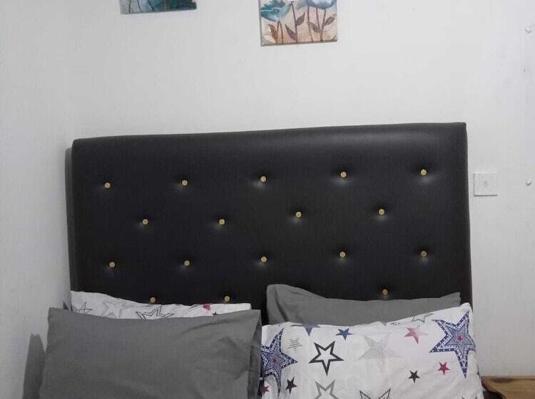 تختخواب و صبحانه Harmony Vybz Apartment