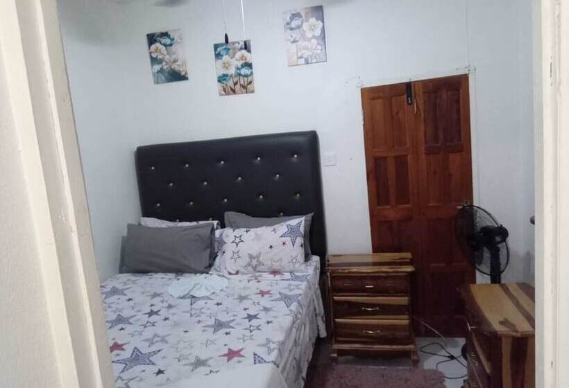 تختخواب و صبحانه Harmony Vybz Apartment