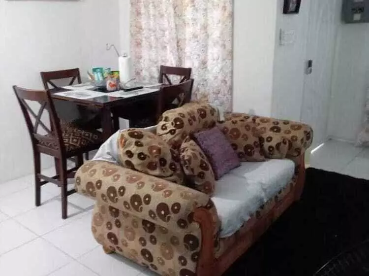 تختخواب و صبحانه Harmony Vybz Apartment