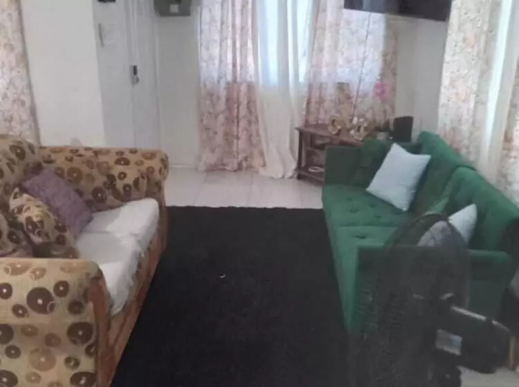 تختخواب و صبحانه Harmony Vybz Apartment