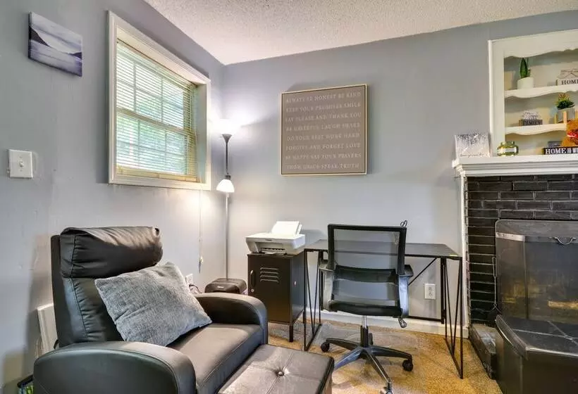 Charming Lexington Home   2 Mi To Downtown!