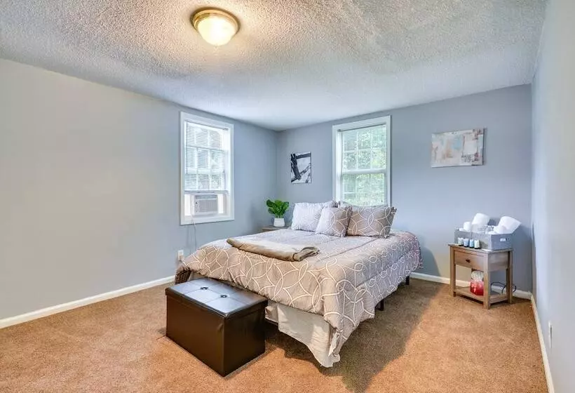 Charming Lexington Home   2 Mi To Downtown!