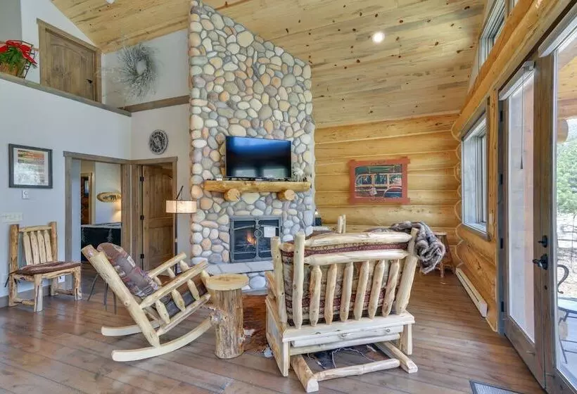 Cozy Riverfront Cabin ~ 1 Mi To Buena Vista