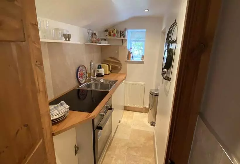 French Vintage Cottage In The Heart Of The Fens