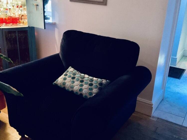 French Vintage Cottage In The Heart Of The Fens