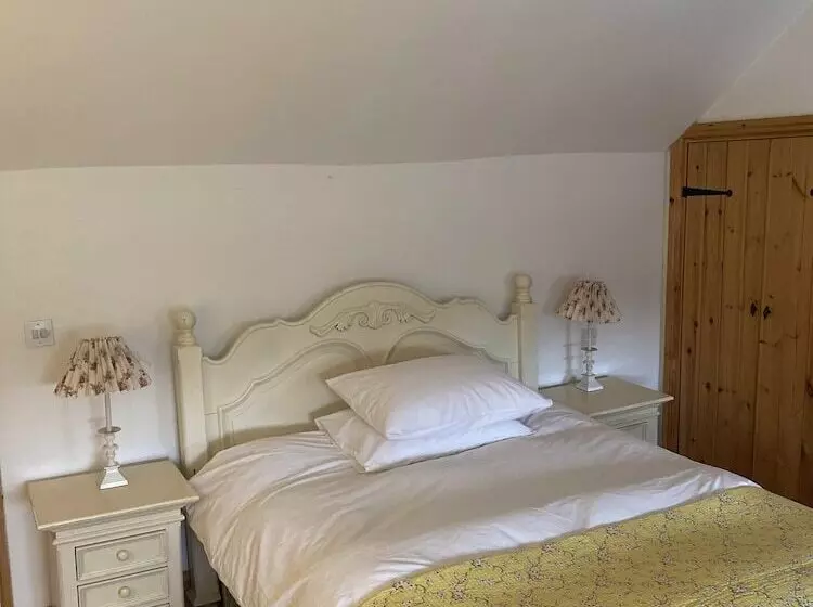 French Vintage Cottage In The Heart Of The Fens