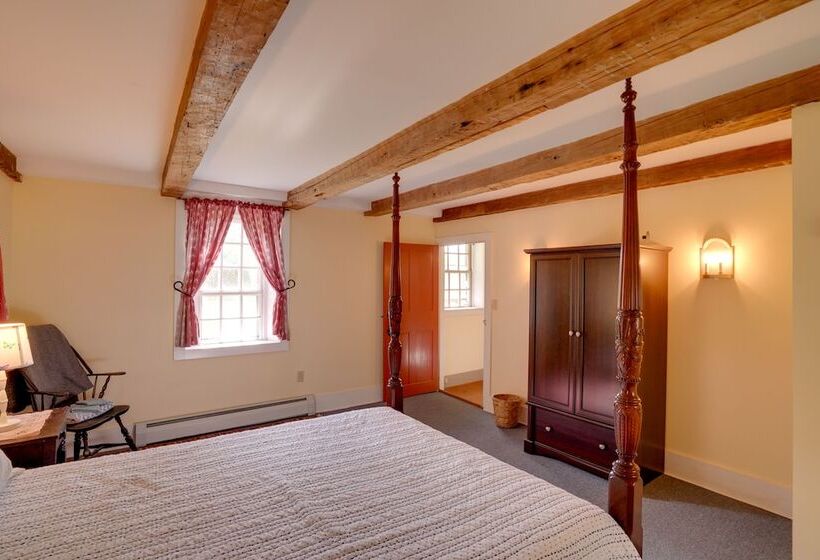 Historic New Lebanon Hideaway On 33 Private Acres!