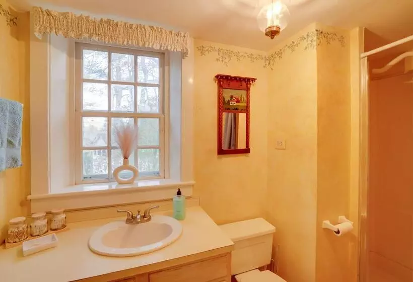 Historic New Lebanon Hideaway On 33 Private Acres!