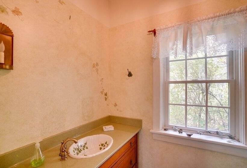 Historic New Lebanon Hideaway On 33 Private Acres!