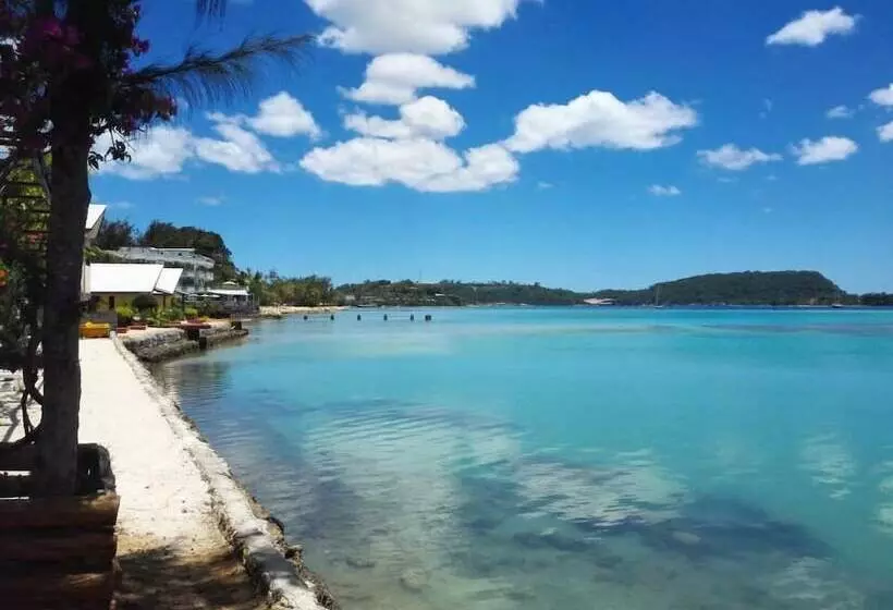 هتل Crystal Beach