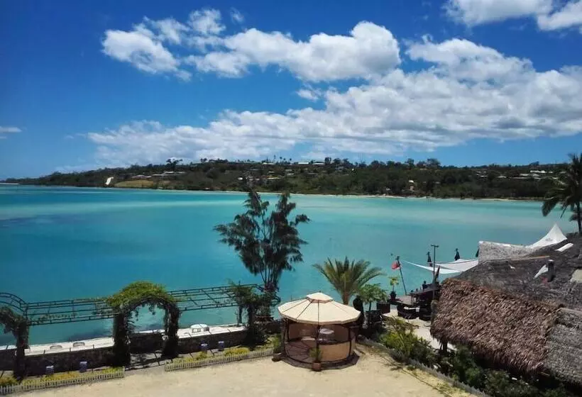هتل Crystal Beach