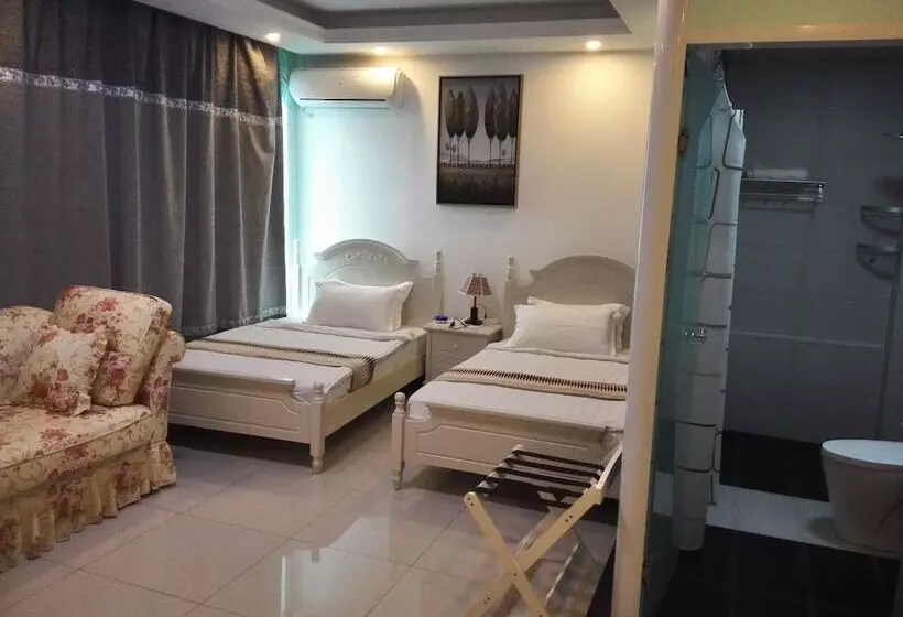 هتل Crystal Beach