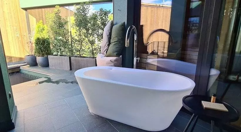 ホテル Floris Green Suites