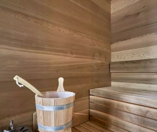 ホテル Floris Green Suites