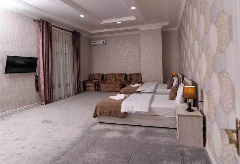 Hotelli Osiyo Plaza