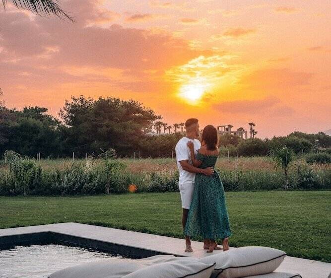 Hotel Taf Beach Villas With Tesla