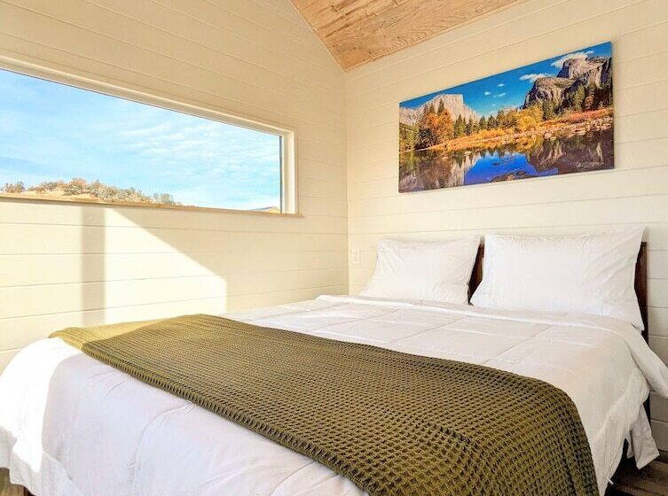 호텔 Wildhaven Yosemite Glamping