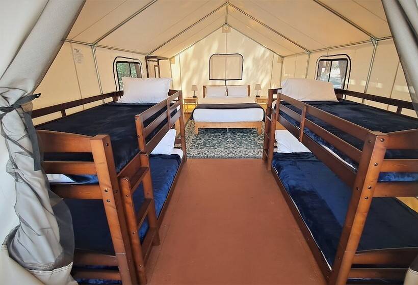 호텔 Wildhaven Yosemite Glamping