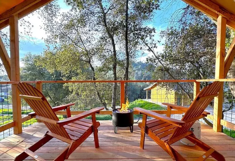 ホテル Wildhaven Yosemite Glamping
