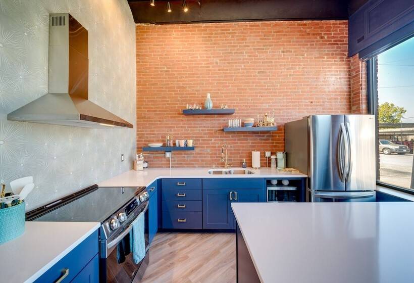 Idyllic Biggsville Vacation Rental: 10 Mi To River